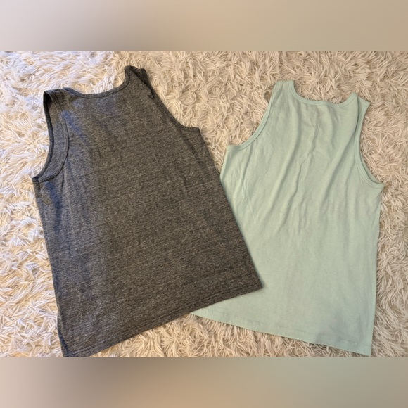 Men’s tank top bundle - Picture 7 of 7